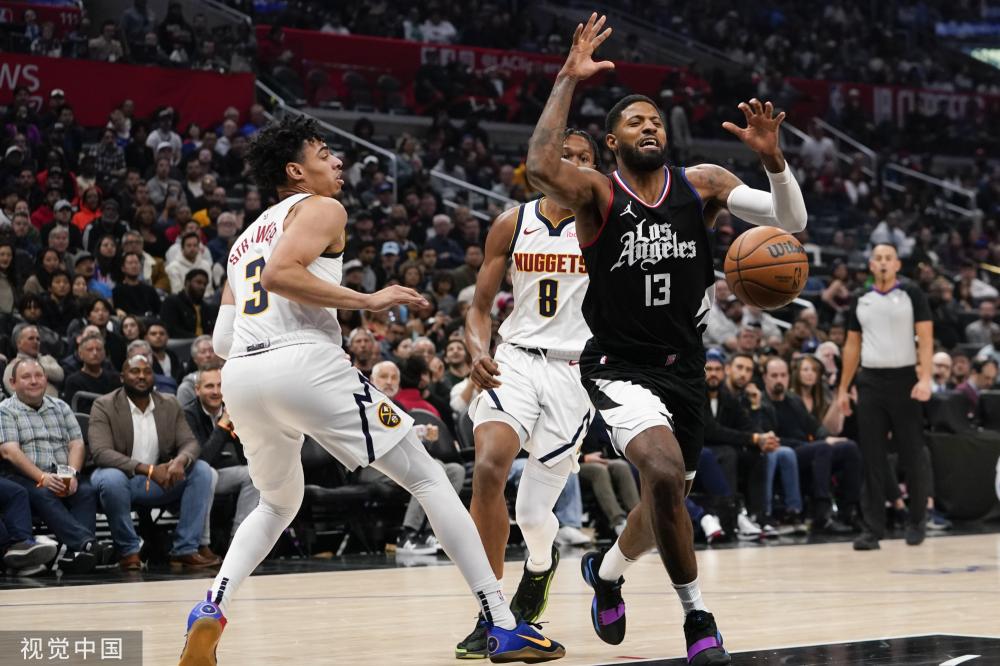 与团队成员 与团队成员