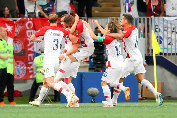 前场的空白 前场的空白