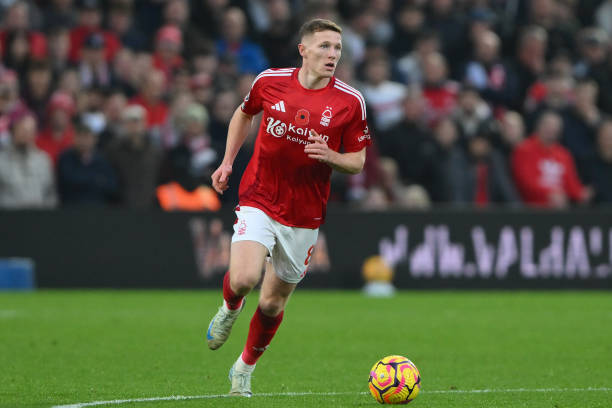 他不仅需要 他不仅需要